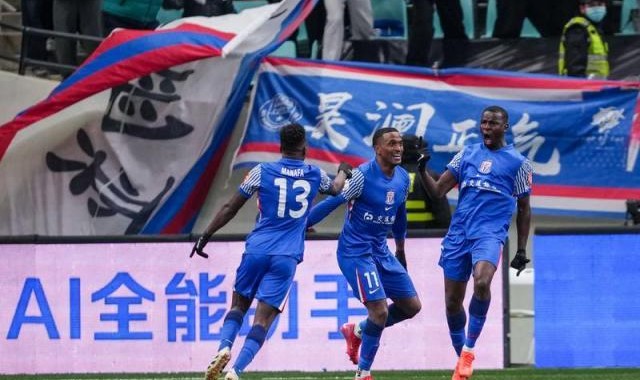 Kaiyun Sports-开云体育-【中超】米内罗首球路易斯绝杀 申花2比1战胜亚泰