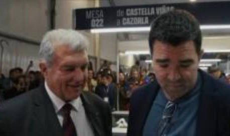 开云体育官方网址-德科：我不会评判梅西是否应该回归，我对他充满敬意与喜爱