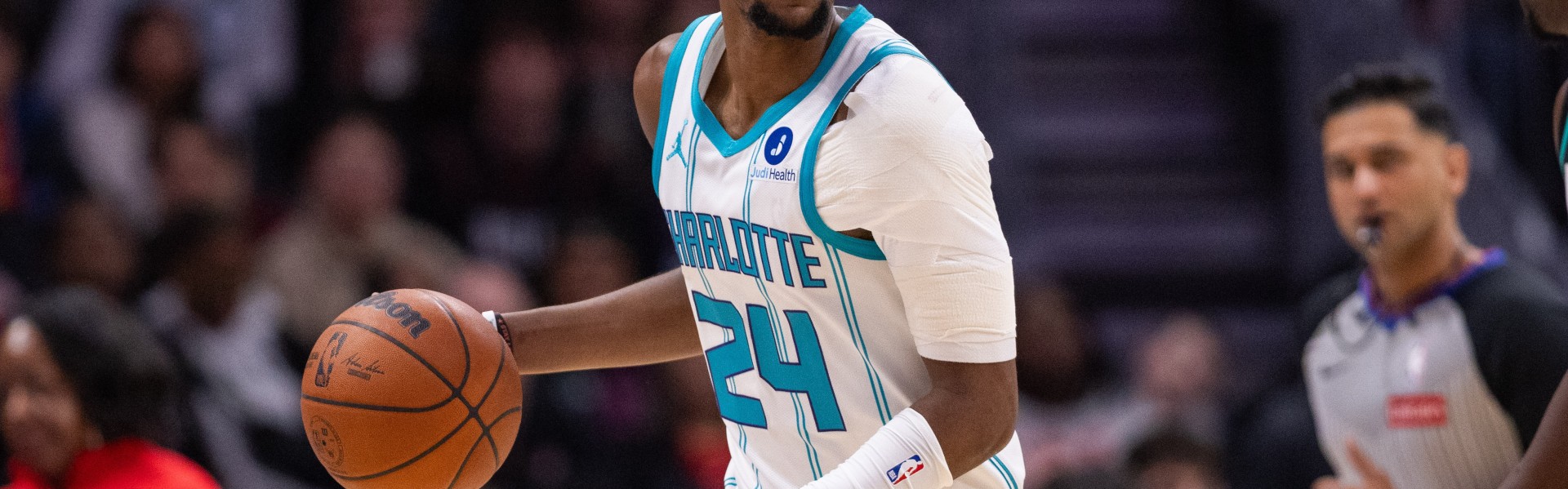 开云体育官方网址-各种铁还投得多！米勒全场手感冰凉 两分球7中0&amp;三分7中2