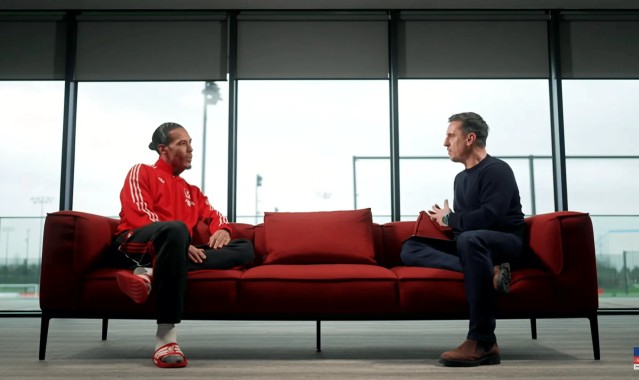 开云体育官方网址-范戴克：我更倾向运动战进球，但能得分任何方式都是好方式