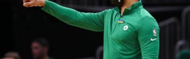 开云体育官方网址-史蒂文斯发布会哽咽 社媒离谱猜测伤害职工名誉