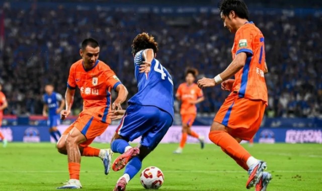 Kaiyun Sports-开云体育-小心！2-9或是山东泰山与申花“演戏”，辽宁铁人客场取胜难度大|上海申花|德尔加多|三叉戟|热身赛|上海申花足球俱乐部_新浪体育_新浪新闻