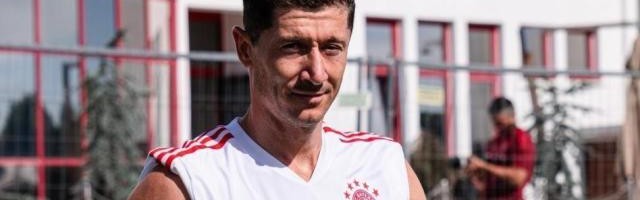 莱万到账，西甲今夏最重磅转会落地