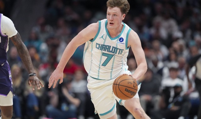 开云体育官方网址-看你下半场了！克尼佩尔半场7中2&amp;三分1中0拿到4分5板1断1帽