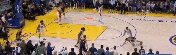 开云体育官方网址-普尔连续三场关键时刻犯错 成为可靠核心路途漫漫