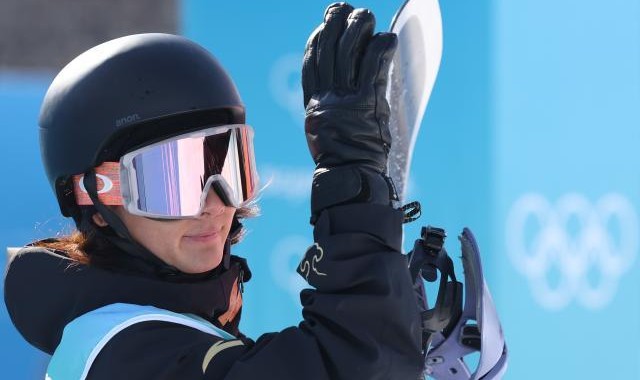 开云体育官方网址-在首钢大跳台人人都爱苏翊鸣！难度大招决赛见？