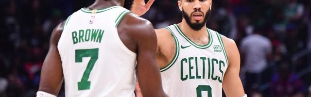 开云体育官方网-绿军两战轰下289分 三分箭如雨下对手众生平等