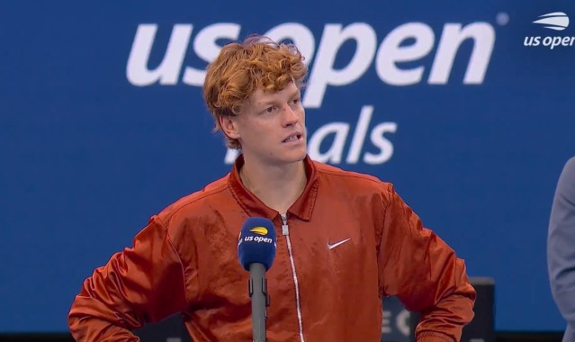 辛纳：今天阿尔卡拉斯比我打得更好，我没法做得更多了