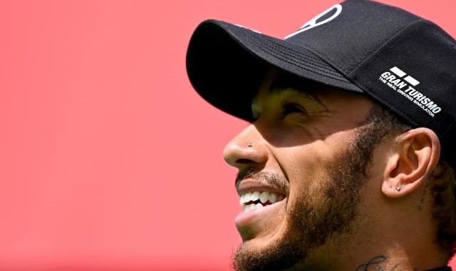 赛道下的建树 小汉用个人影响力推动全世界的进步